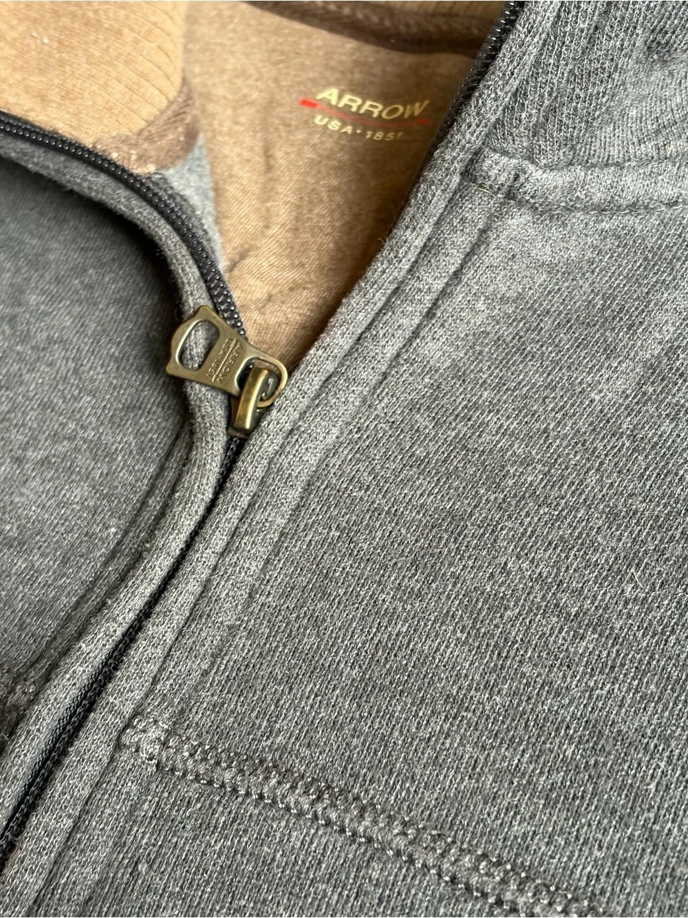 Arrow Men’s Gray Quarter Zip Pullover Sweater Large Work Office Layers